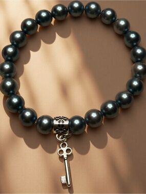 Hand Crafted Dark Gray Pearl Bracelet with Silver Key Charm